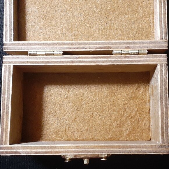 NEW!! Handmade Wood Trinket/Jewelry Box with Lid and Latch - Newly Made!! - Picture 8 of 12